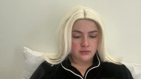 emily_morning_dew online show from 03/03/26, 07:58