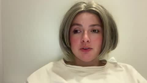 Snapshot of emily_morning_dew chatting on 06/26/26, 07:29 emily_morning_dew online show from 06/26/26, 07:29