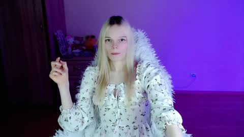 Lia online show from 02/06/25, 10:32