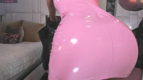 Snapshot of emily_parkss666 chatting on 04/30/26, 08:57 Emily online show from 04/30/26, 08:57