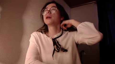 emily_pearl_ online show from 12/11/24, 10:16