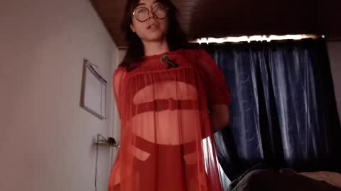 emily_pearl_ online show from 12/22/24, 06:37