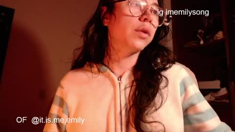 Snapshot of emily_pearl_ chatting on 04/02/26, 09:29 emily_pearl_ online show from 04/02/26, 09:29