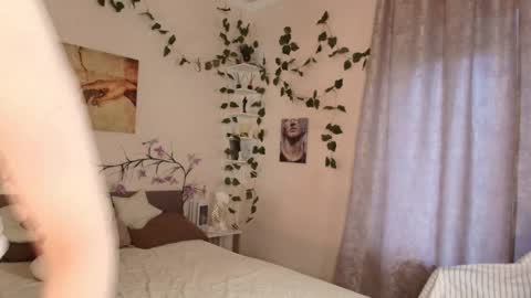 Snapshot of emily_relishh chatting on 09/27/25, 01:16 emily_relishh online show from 09/27/25, 01:16