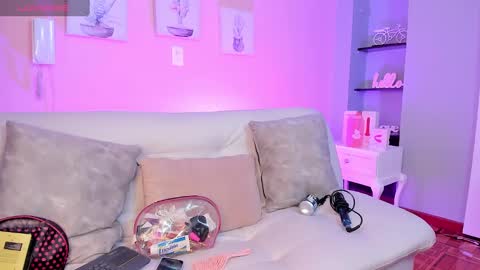 Emily  online show from 01/06/25, 03:20