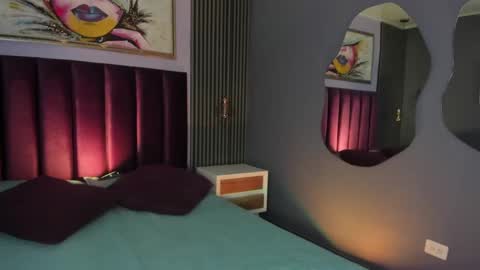 Emily  online show from 02/10/25, 01:22