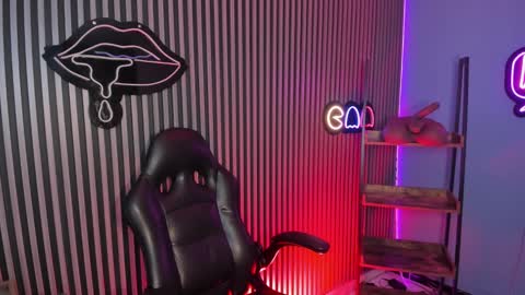 Emily  online show from 03/08/25, 02:45