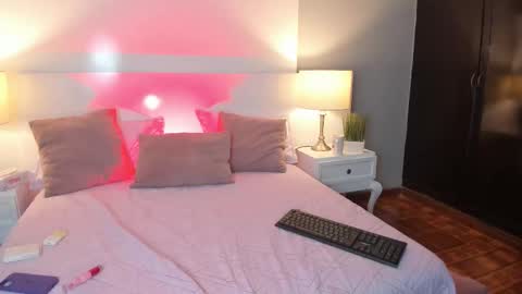 Emily  online show from 11/16/25, 04:51