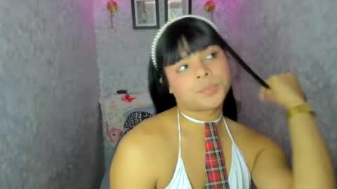 Snapshot of emily_rosue_ chatting on 07/05/26, 04:19 emily_rosue_ online show from 07/05/26, 04:19