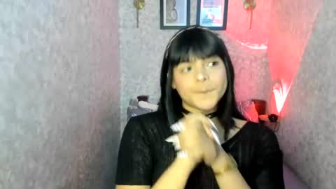 Snapshot of emily_rosue_ chatting on 07/18/26, 02:05 emily_rosue_ online show from 07/18/26, 02:05
