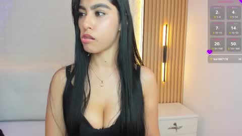 Snapshot of emily_roux chatting on 03/20/26, 09:52 EMILY online show from 03/20/26, 09:52