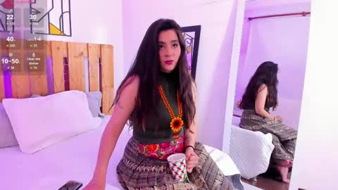 Emilly online show from 06/04/26, 08:26