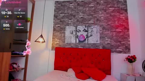 Snapshot of emily_sc chatting on 01/07/25, 07:28 emily_sc online show from 01/07/25, 07:28