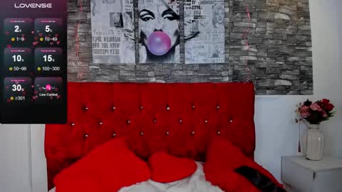 Snapshot of emily_sc chatting on 02/25/25, 05:04 emily_sc online show from 02/25/25, 05:04