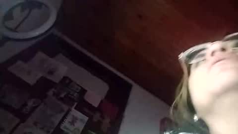 Snapshot of emily_sexy69 chatting on 09/15/25, 02:33 Emily online show from 09/15/25, 02:33