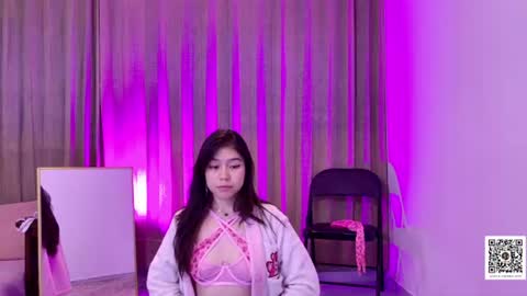Snapshot of emily_sweet30 chatting on 07/10/26, 10:45 Emily online show from 07/10/26, 10:45