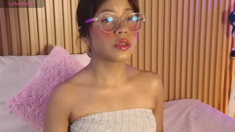 Emily online show from 05/06/26, 12:10