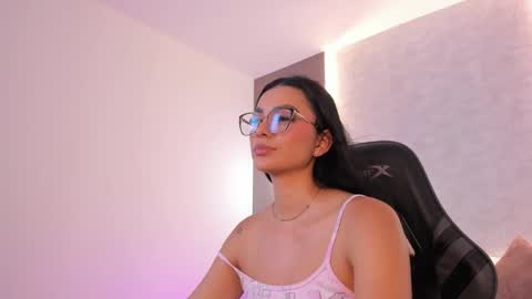 emily_tolson online show from 03/10/26, 08:14