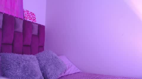 Snapshot of emily_w2 chatting on 01/31/25, 03:41 emily_w2 online show from 01/31/25, 03:41