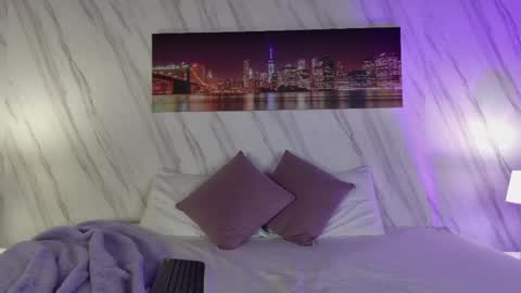 Snapshot of emily_white11 chatting on 05/23/26, 10:03 Emily online show from 05/23/26, 10:03