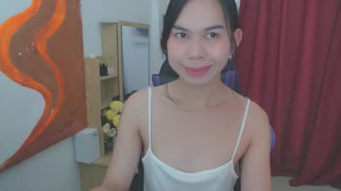 emily_xo143 online show from 03/21/26, 09:36
