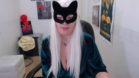 Emily online show from 02/13/25, 07:03