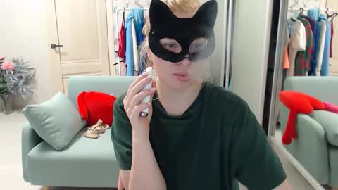 Snapshot of emily_york18 chatting on 03/12/26, 07:42 Emily online show from 03/12/26, 07:42