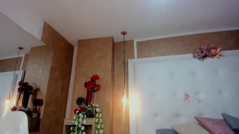 emilyadams0 online show from 02/03/25, 09:50