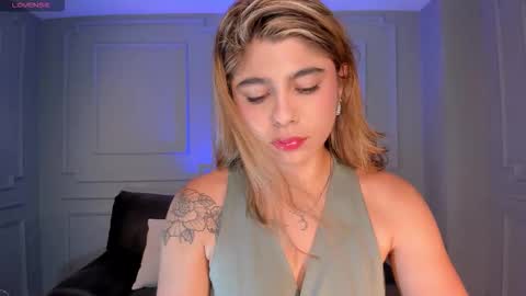 Emily Armstrong online show from 01/07/26, 08:00