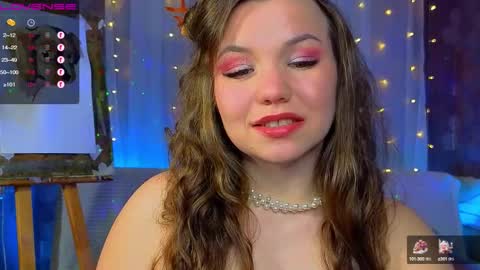 Snapshot of emilyart_ chatting on 01/22/25, 01:42 artist Emily online show from 01/22/25, 01:42