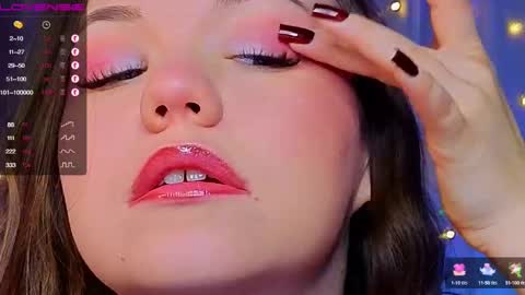 Snapshot of emilyart_ chatting on 02/09/25, 11:25 artist Emily online show from 02/09/25, 11:25