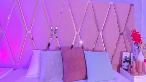 Emily online show from 03/31/26, 12:01