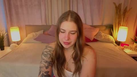 Snapshot of emilyblazee chatting on 04/22/26, 06:49 emilyblazee online show from 04/22/26, 06:49