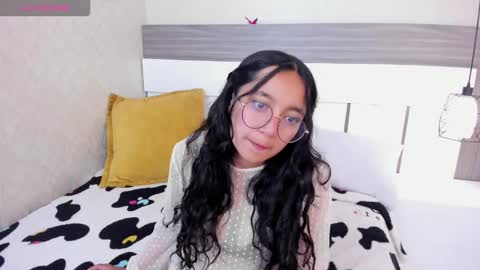 Snapshot of emilyblussh chatting on 03/11/26, 06:47 Emily Bluush online show from 03/11/26, 06:47