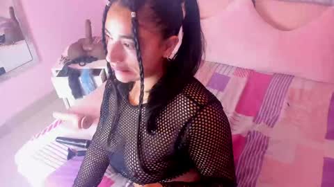  EMILY  online show from 01/05/25, 04:04