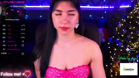 Snapshot of emilycandys chatting on 12/27/24, 10:23 Emy online show from 12/27/24, 10:23
