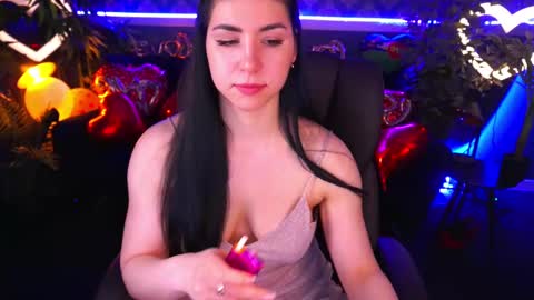 Snapshot of emilycandys chatting on 02/13/25, 06:52 Emy online show from 02/13/25, 06:52