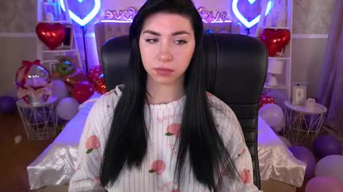 Snapshot of emilycandys chatting on 02/18/25, 06:37 Emy online show from 02/18/25, 06:37