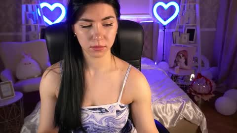 Snapshot of emilycandys chatting on 03/03/25, 06:59 Emy online show from 03/03/25, 06:59