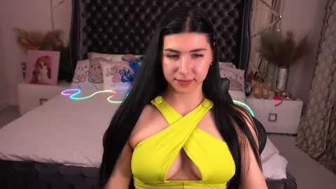 Snapshot of emilycandys chatting on 09/23/25, 06:16 Emy online show from 09/23/25, 06:16