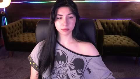 Snapshot of emilycandys chatting on 09/25/25, 05:33 Emy online show from 09/25/25, 05:33