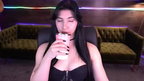 Snapshot of emilycandys chatting on 09/26/25, 07:12 Emy online show from 09/26/25, 07:12