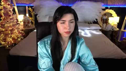 Emy online show from 12/23/25, 07:06