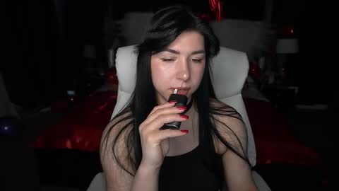 Emy online show from 02/12/26, 07:03