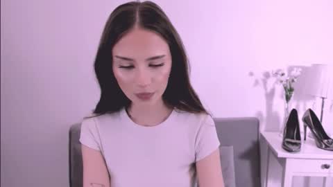 Snapshot of emilycharming chatting on 04/14/26, 08:15 EmilyCharming online show from 04/14/26, 08:15