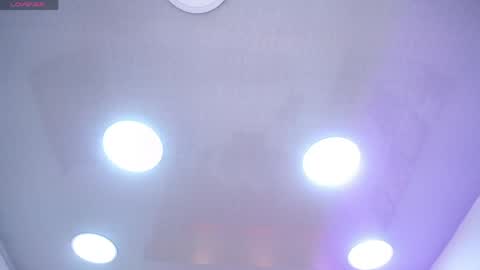 Snapshot of emilycley chatting on 04/16/26, 09:39 EMILY online show from 04/16/26, 09:39