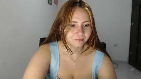Snapshot of emilycute_18 chatting on 01/02/25, 08:02 emily online show from 01/02/25, 08:02
