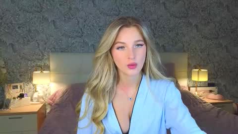 emilydancee online show from 11/12/25, 05:13