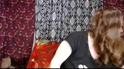 Snapshot of emilydoth chatting on 03/02/25, 11:53 EmilyDoth online show from 03/02/25, 11:53