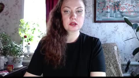 Snapshot of emilydoth chatting on 04/11/26, 05:45 EmilyDoth online show from 04/11/26, 05:45